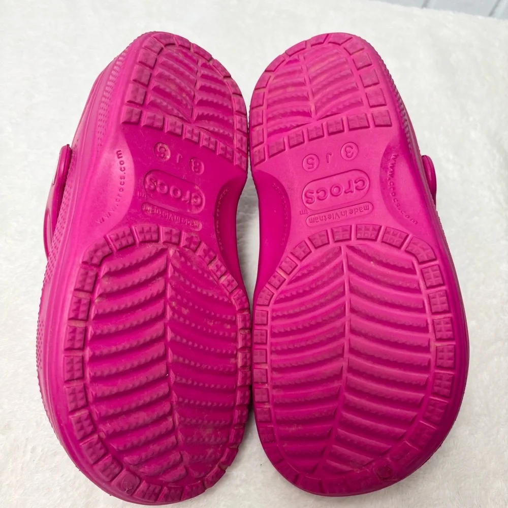 CROCS‎ Kids pink Fuchsia Slippers size 3 J 5